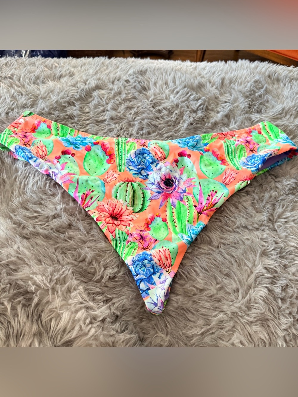 Curvy Beach cactus rose cheeky bottom 3x
